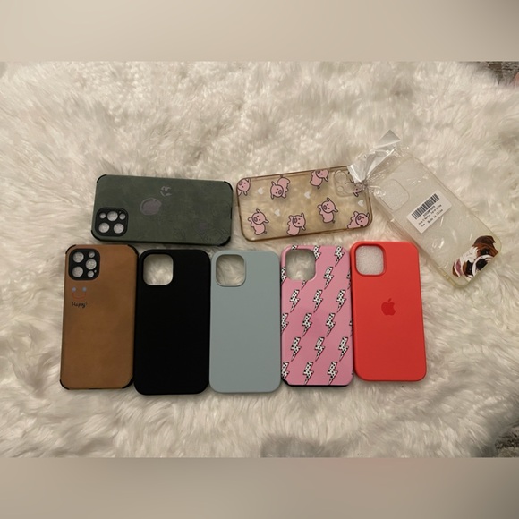 Lot of iPhone 12 Pro cases